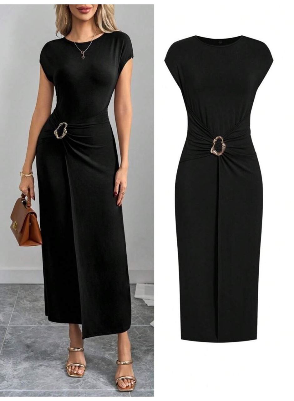 Kadın Yarım Ay Kollu Yuvarlak Yaka önünde Toka Detaylı Modal Maxi Elbise