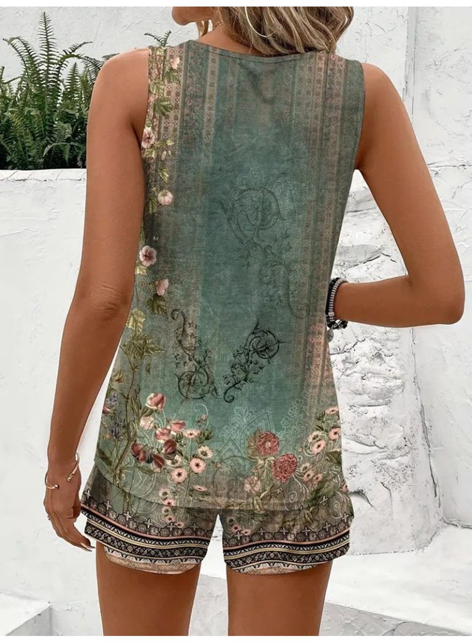 Kadın Askılı Yuvarlak Yaka çiçek Baskılı Süprme Bluz Ve Short Ikili Takım