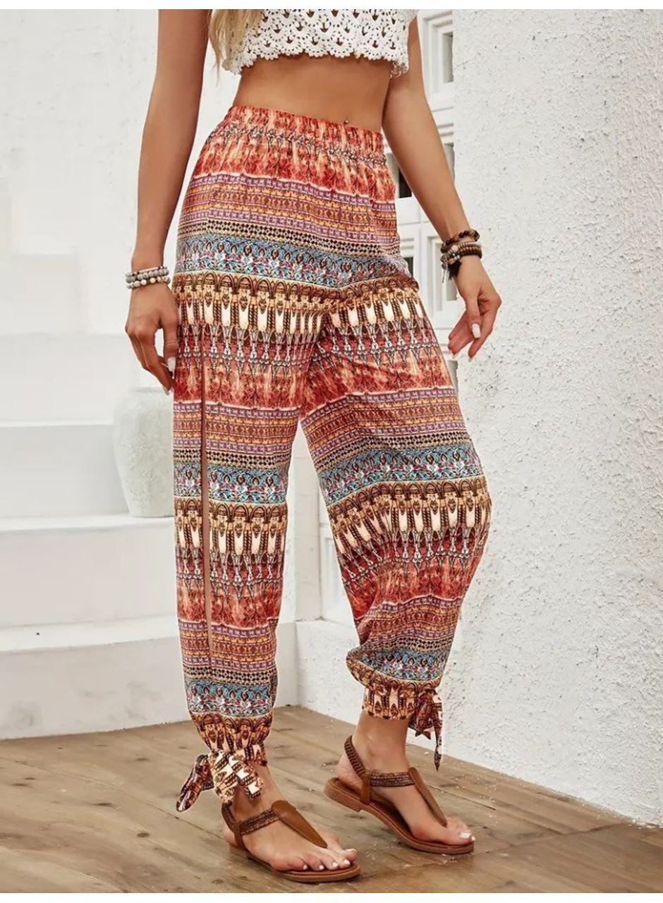 Kadın Yüksek Belli Yanlardan Yırtmaç Detaylı Desenli Bürümcük Pantolon