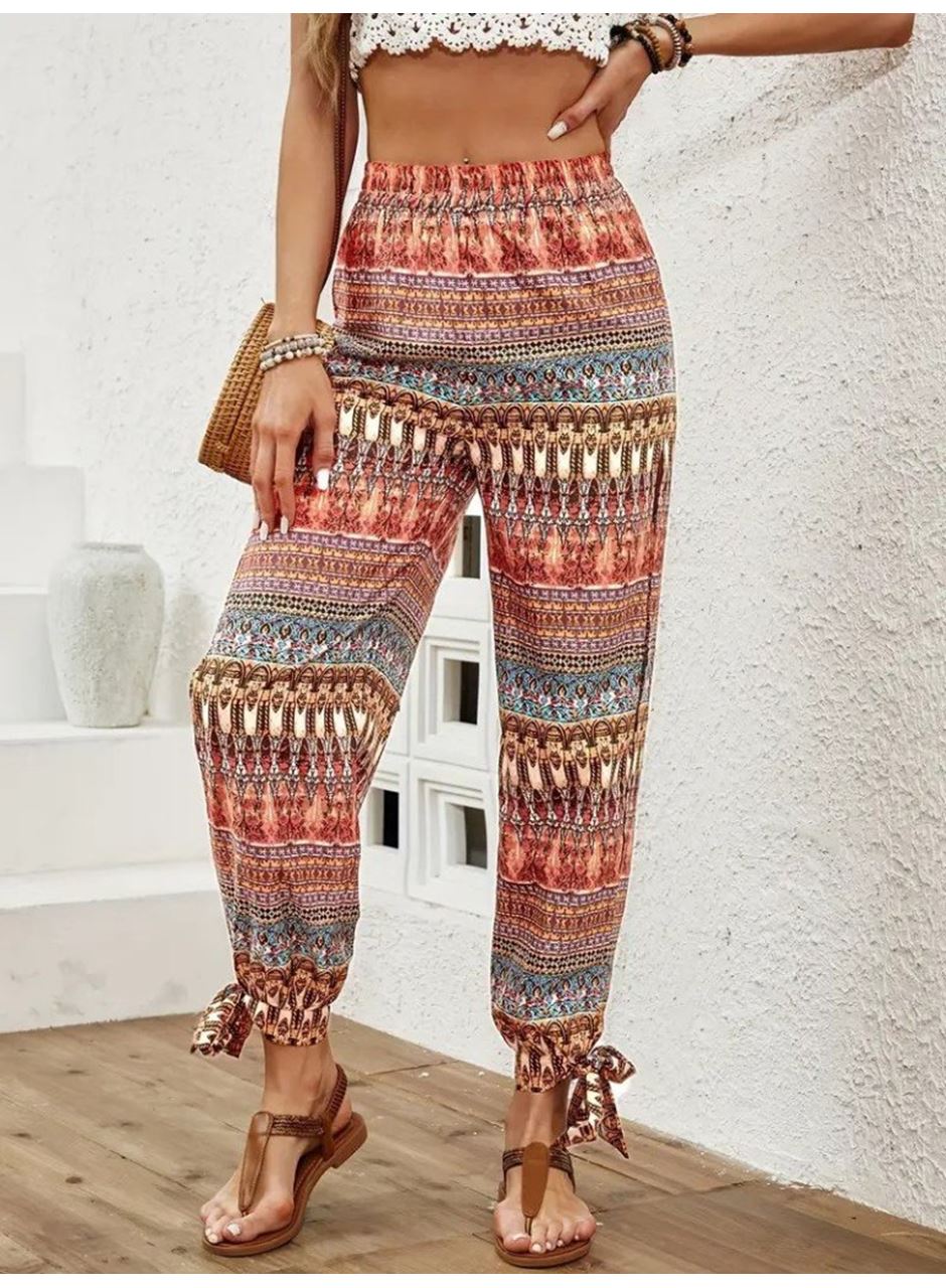 Kadın Yüksek Belli Yanlardan Yırtmaç Detaylı Desenli Bürümcük Pantolon
