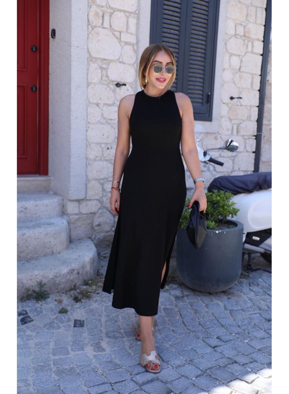 Kadın Omuzlardan Açık Arkadan Aksesuar Detaylı Yırtmaçlı Janjan Krep Elbise