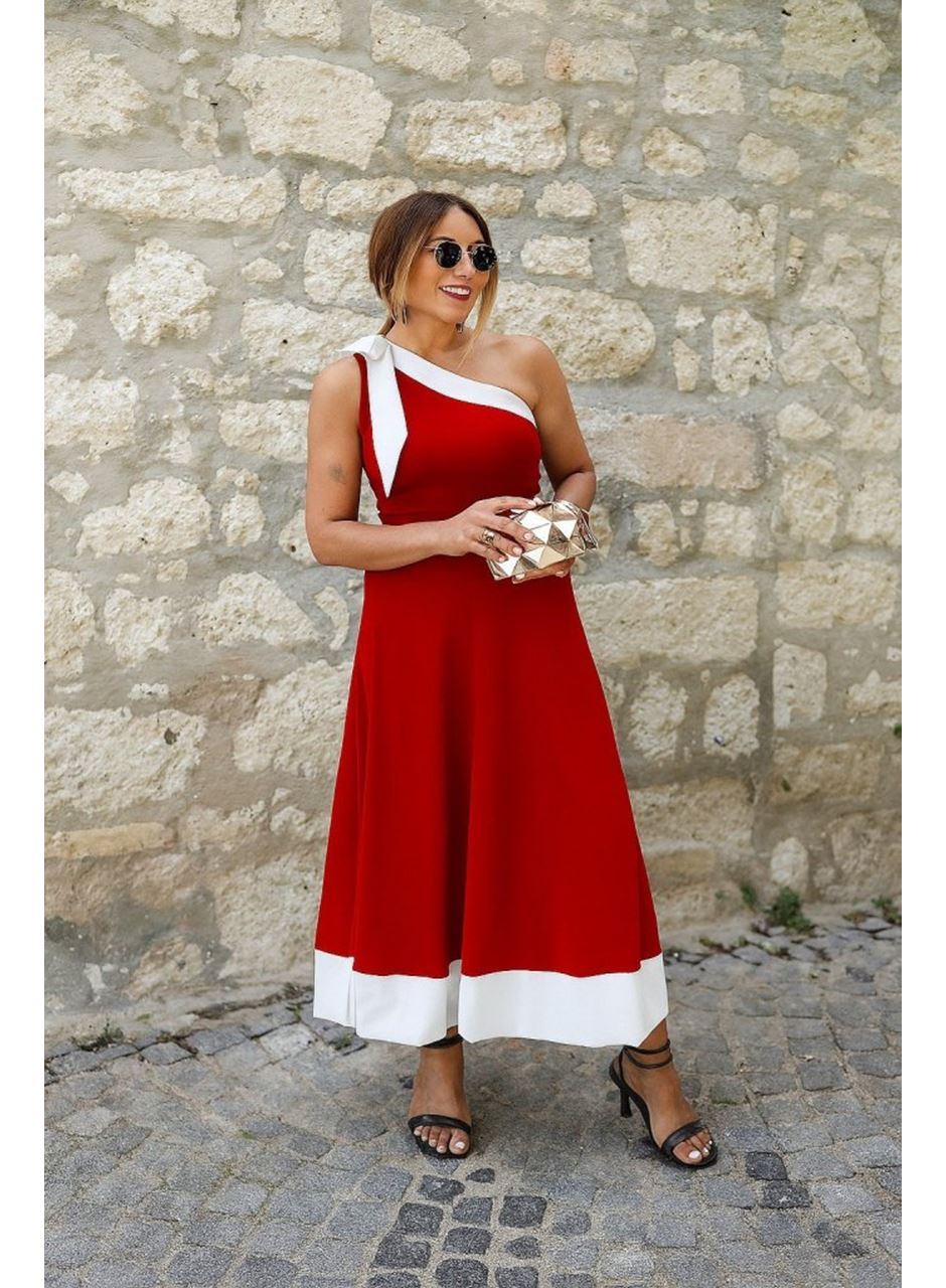 Kadın Tek Omuzu Açık Omuzlardan Kurdela Detaylı çift Renkli Ithal Krep Elbise