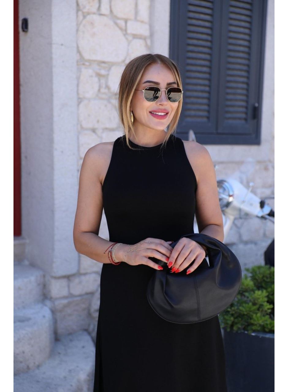 Kadın Omuzlardan Açık Arkadan Aksesuar Detaylı Yırtmaçlı Janjan Krep Elbise