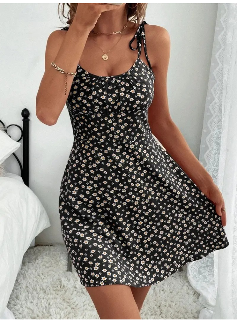 Kadın Ip Askılı Omuzlardan Bağcıklı çiçek Desenli Süprem Elbise