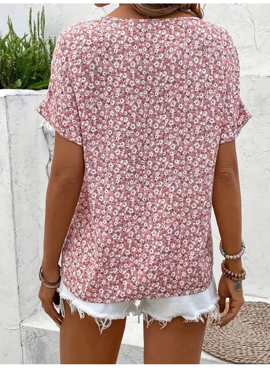 Kadın Kısa Kollu çentikli V Yaka Ve Düğme Detaylı çiçek Desenli Süprem Bluz