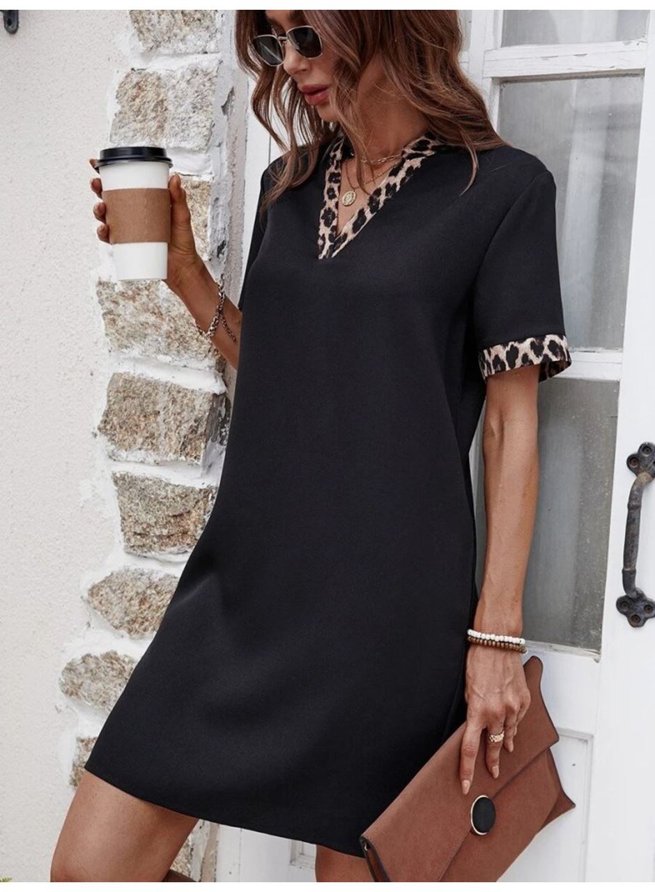Kadın Kısa Kollu V Yakalı Leopar Desen Detaylı Modal Elbise
