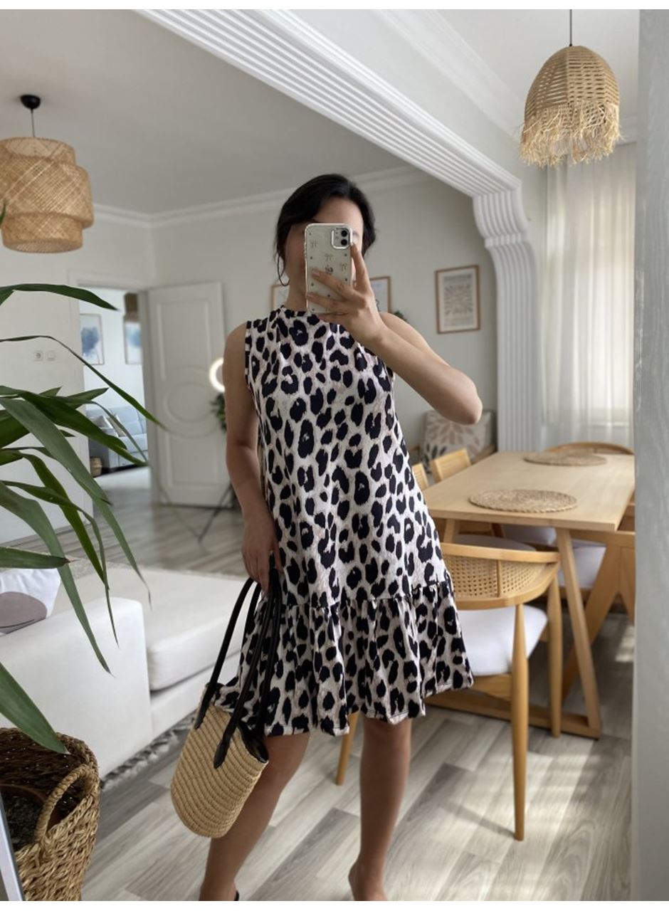 Kadın Kolsuz Sırttan Bağlamalı Fırfırlı Leopar Desenli Süprem Elbise
