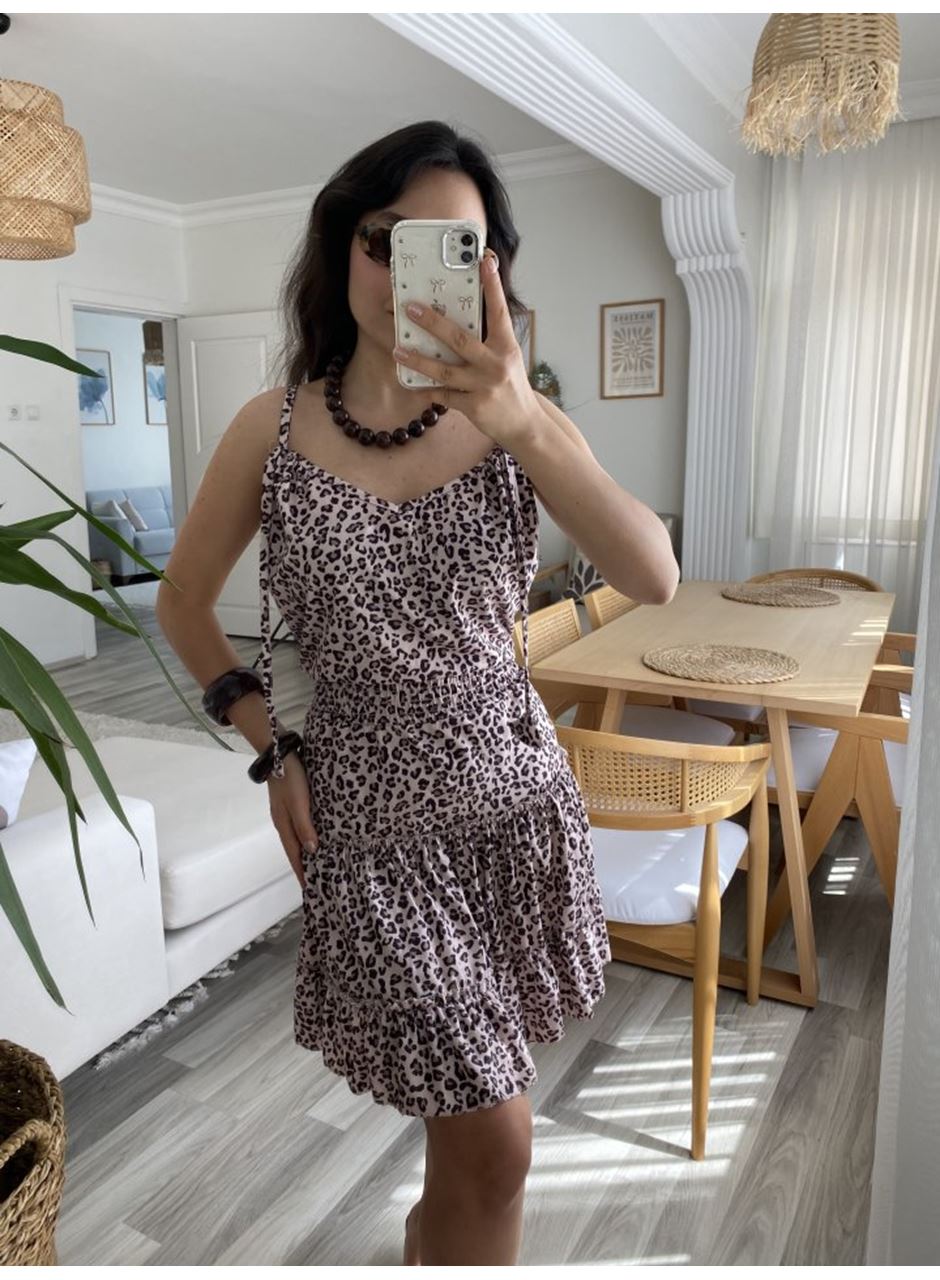 Kadın Askılı V Yaka Beli Pileli Leopar Desen Eteği Fırfırlı Süprem Elbise
