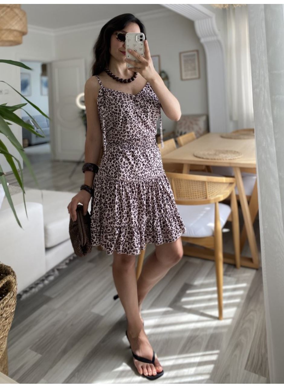 Kadın Askılı V Yaka Beli Pileli Leopar Desen Eteği Fırfırlı Süprem Elbise