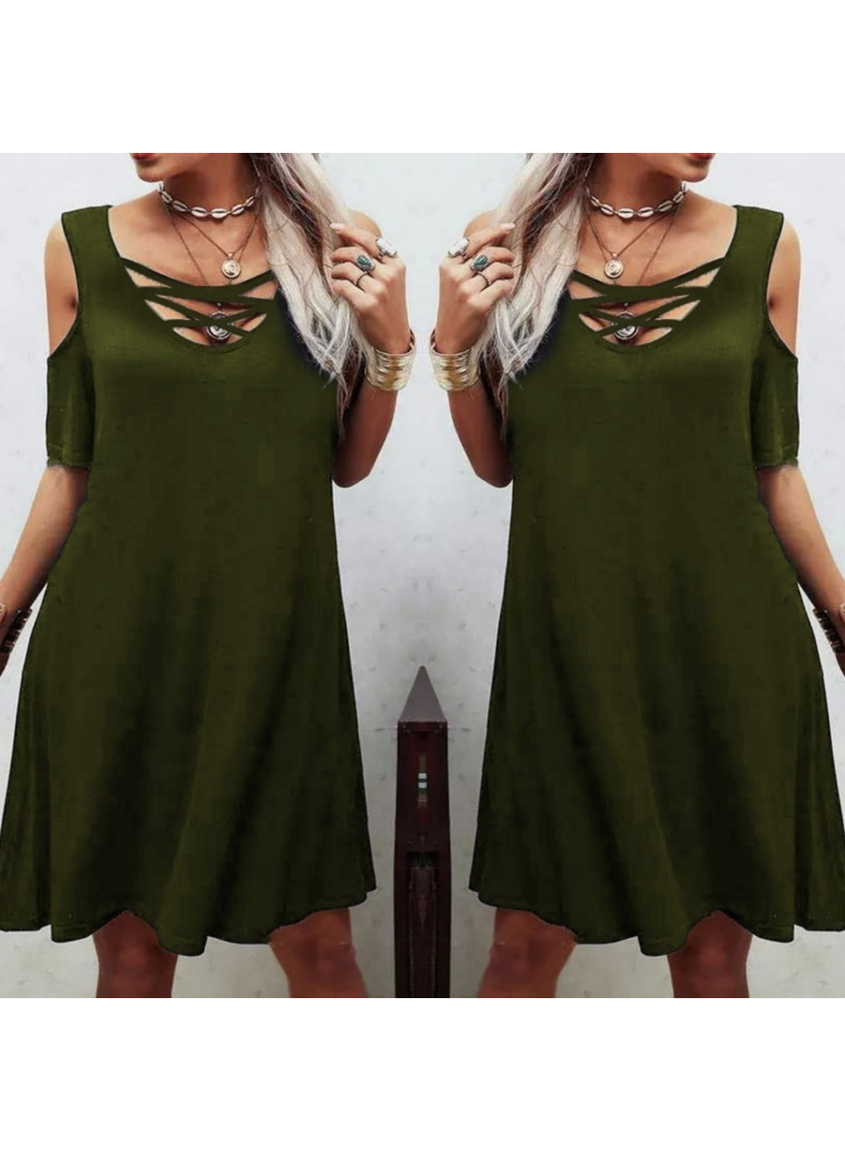 Dekolteli Bağcık Detay Viskon Kumaş Elbise