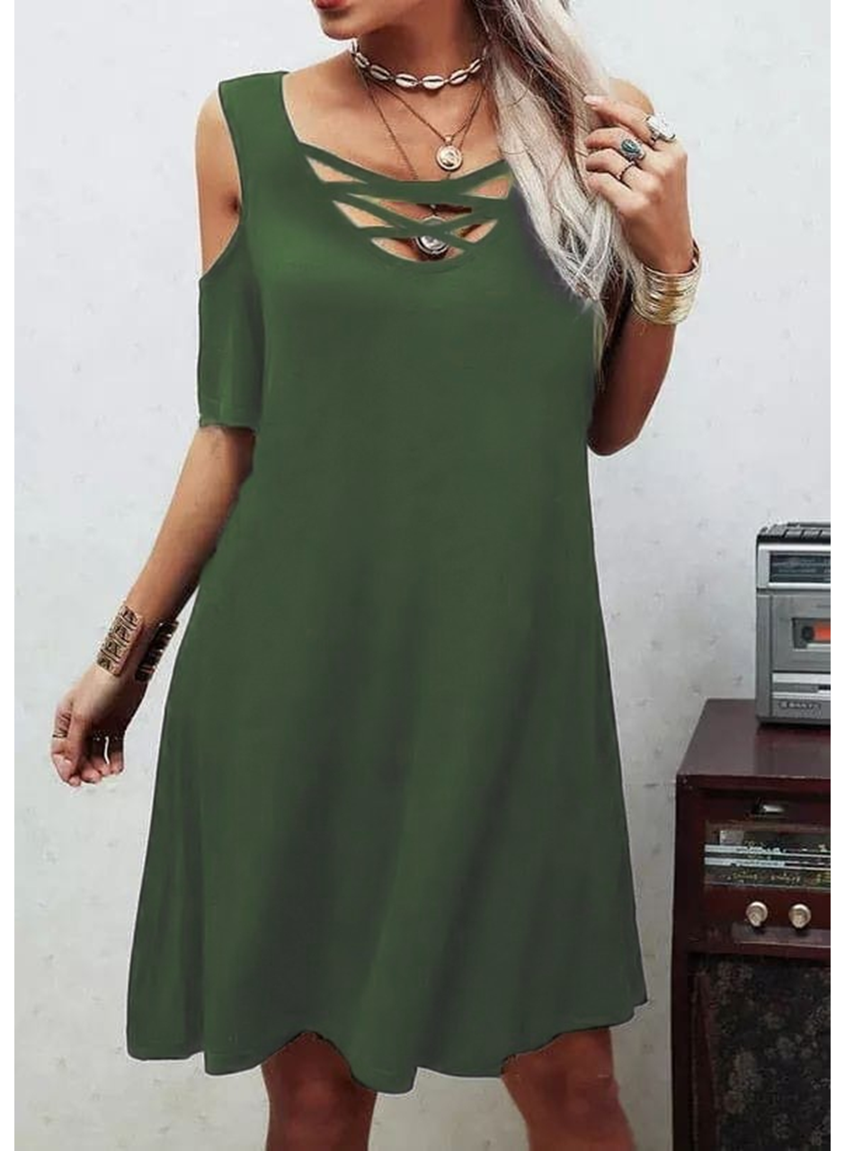 Dekolteli Bağcık Detay Viskon Kumaş Elbise