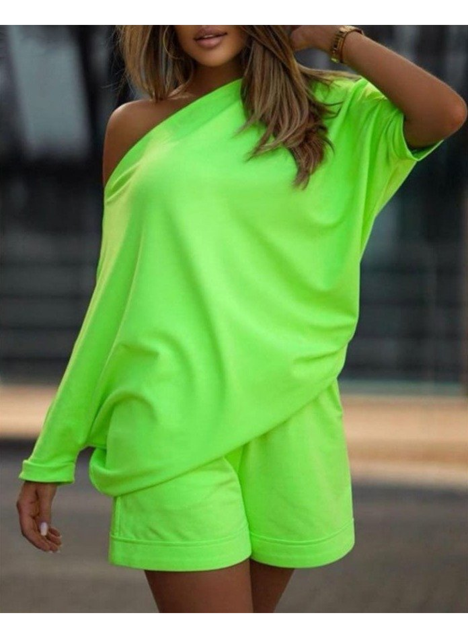 Kadın Kayık Yaka Salaş Iki Iplik Bluz Ve şort Ikili Takım