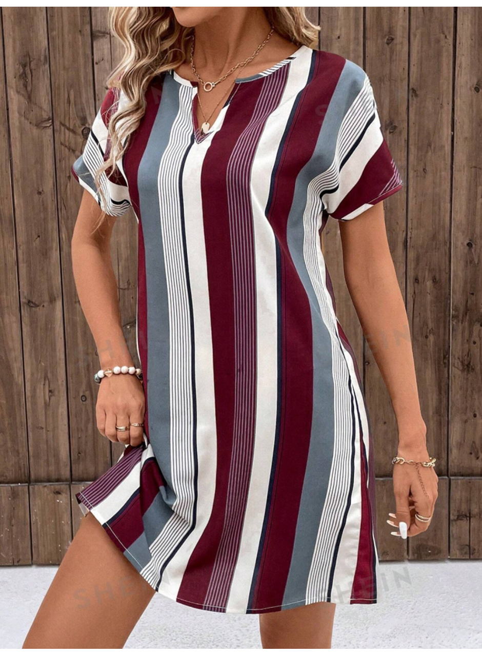 Kadın Kısa Kollu V Yakalı çizgi Baskılı Süprem Elbise