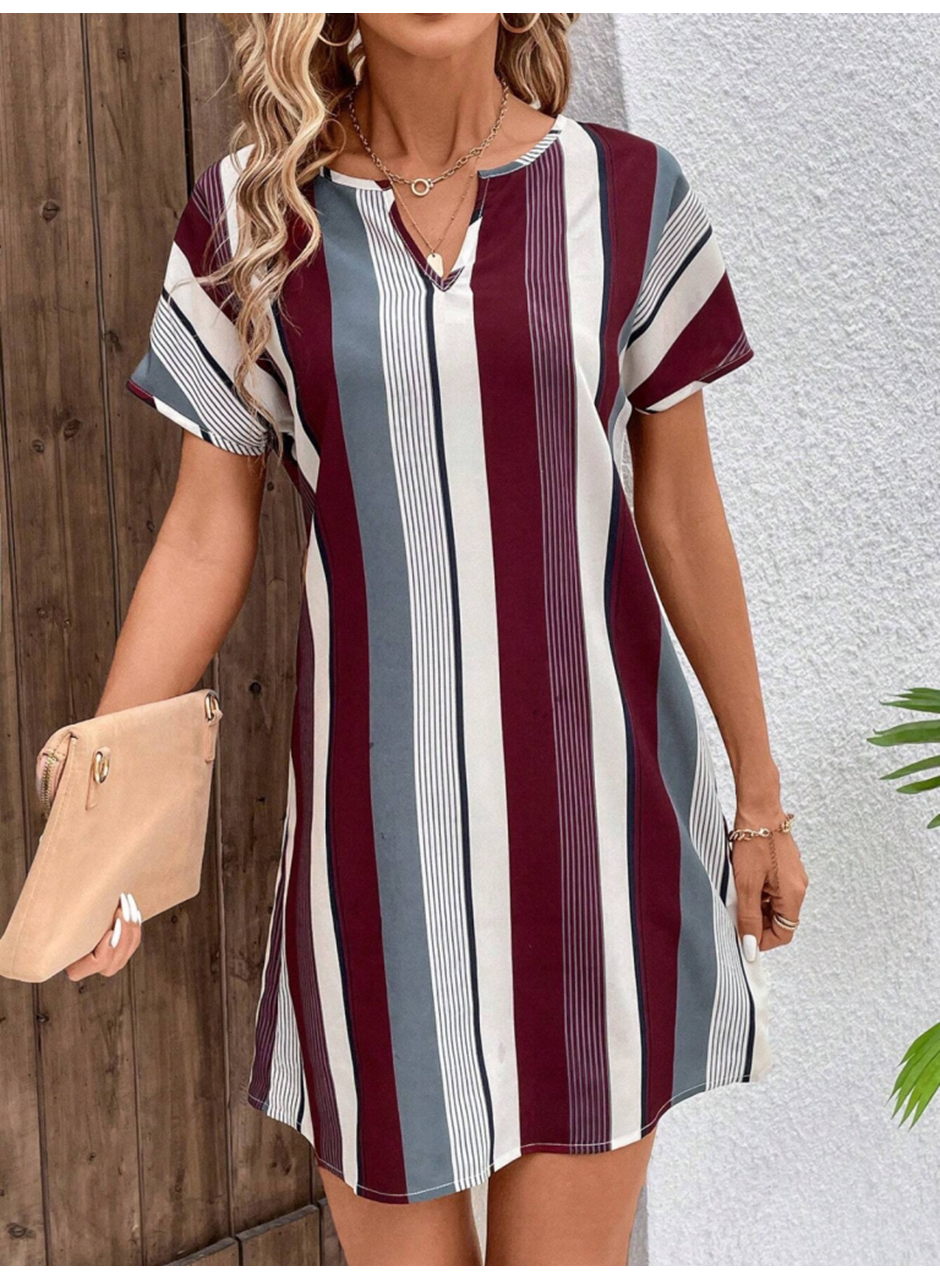 Kadın Kısa Kollu V Yakalı çizgi Baskılı Süprem Elbise