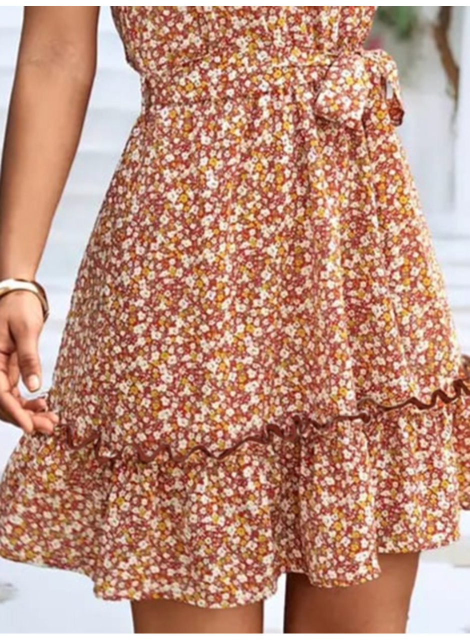 Kadın Eteği Volanlı Halter Yaka Süprem Elbise