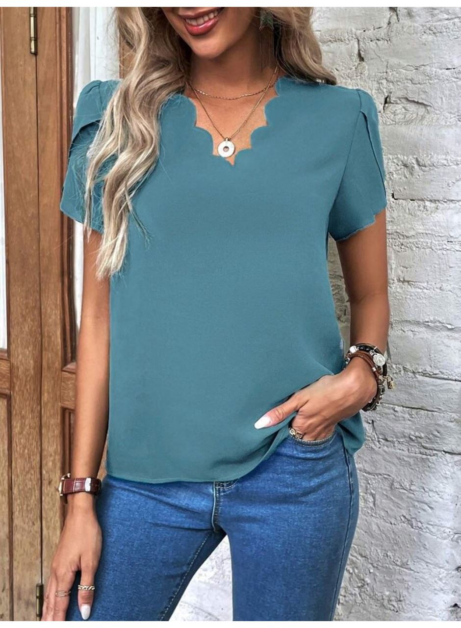Kadın Kısa Kollu Lazer V Yakalı Ithal Krep Bluz