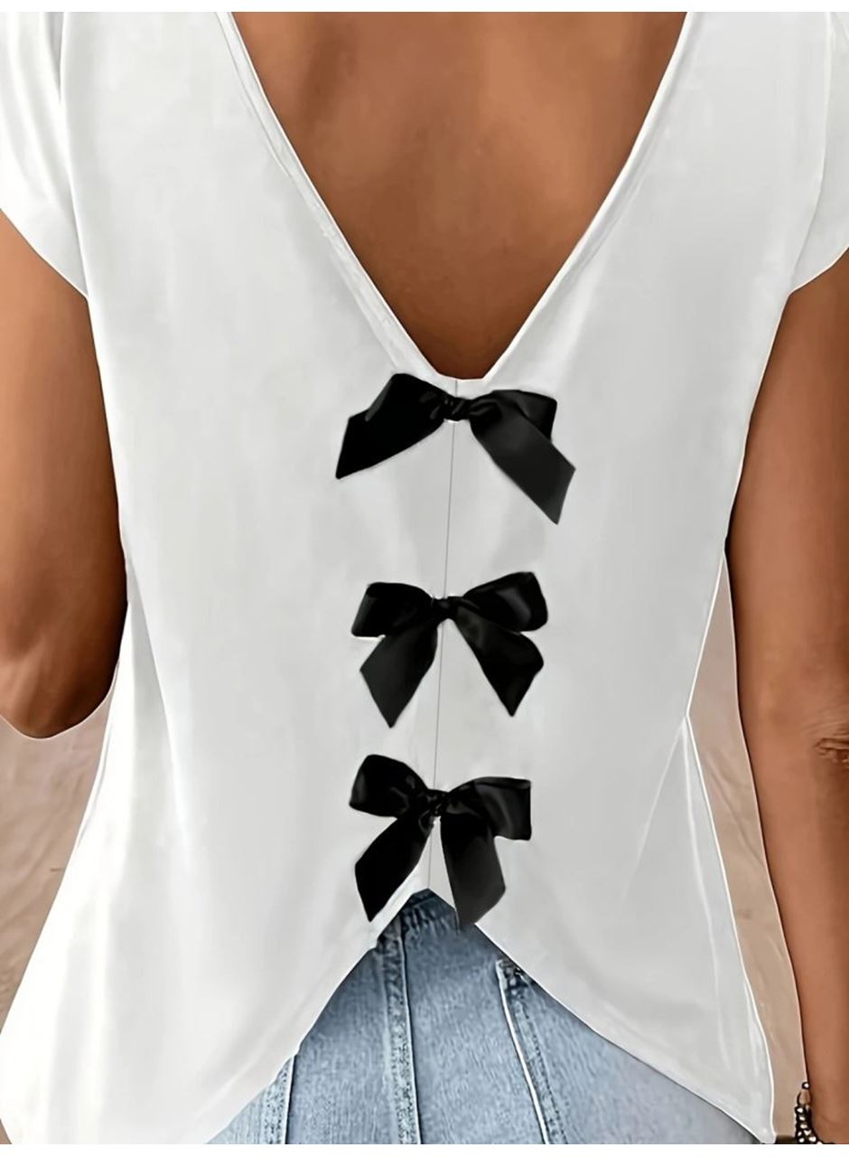 Kadın Kısa Kollu V Yakalı Arkadan Kurdele Detaylı Viskon Bluz