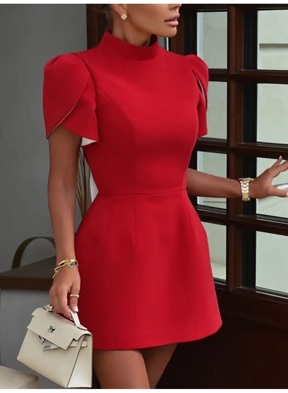 Kadın Kısa Kollu Balıkçı Yaka Arkadan Kelebek Dekolte Detaylı Kısa Atlas Elbise