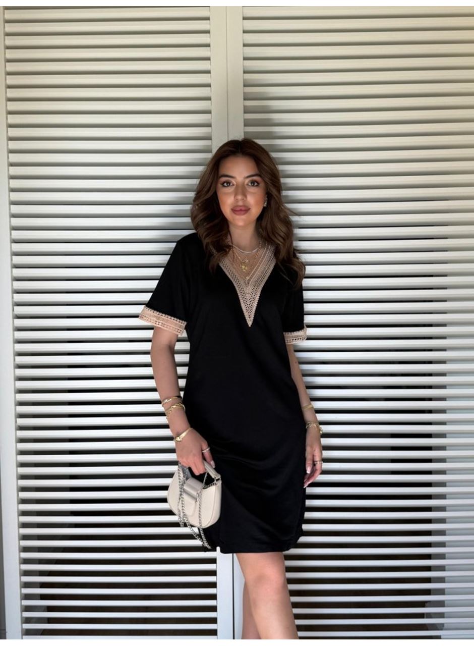 Kadın V Yaka Güpürlü İki İplik Elbise