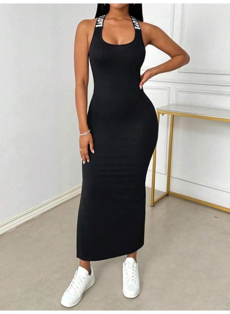 Kadın Yuvarlak Yaka Sırttan çapraz şerit Love Detaylı Yırtmaçlı Viskon Elbise