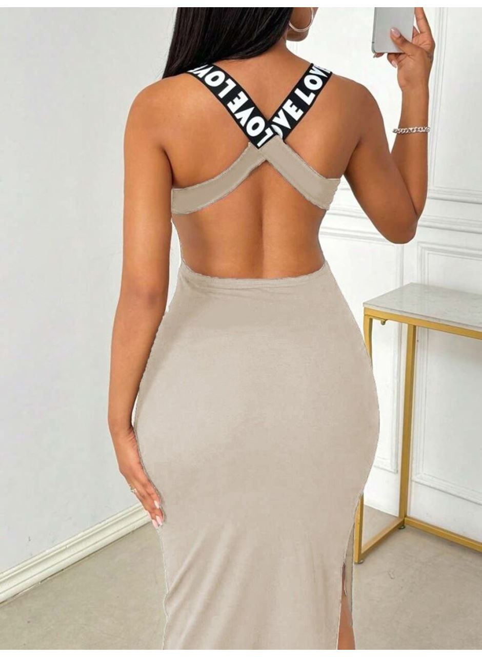 Kadın Yuvarlak Yaka Sırttan çapraz şerit Love Detaylı Yırtmaçlı Viskon Elbise