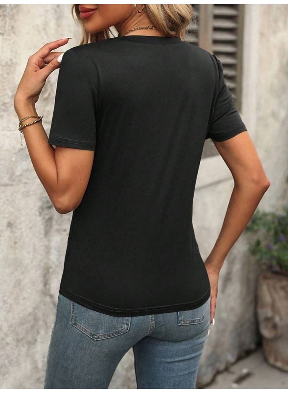 Kadın Kollu V Yakalı Omuzlarda çizgi Detaylı Viskon Bluz