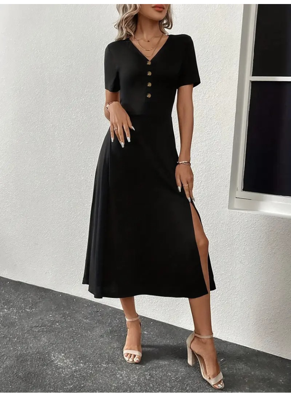 Kadın Kısa Kollu V Yakalı önden Düğmeli Yırtmaçlı Midi Viskon Elbise