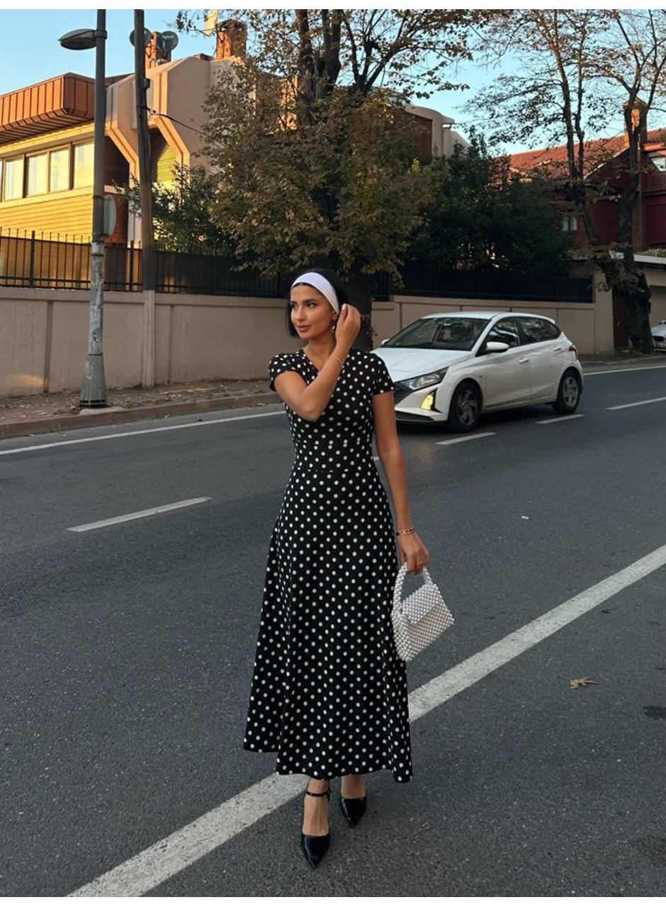 Kadın Kısa Kollu Bisiklet Yaka Puantiyeli Maksi örme Krep Elbise