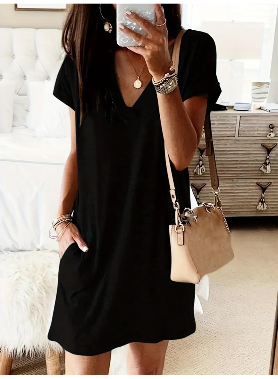 Kadın Kısa Kollu V Yakalı Cepli Kısa Viskon Elbise