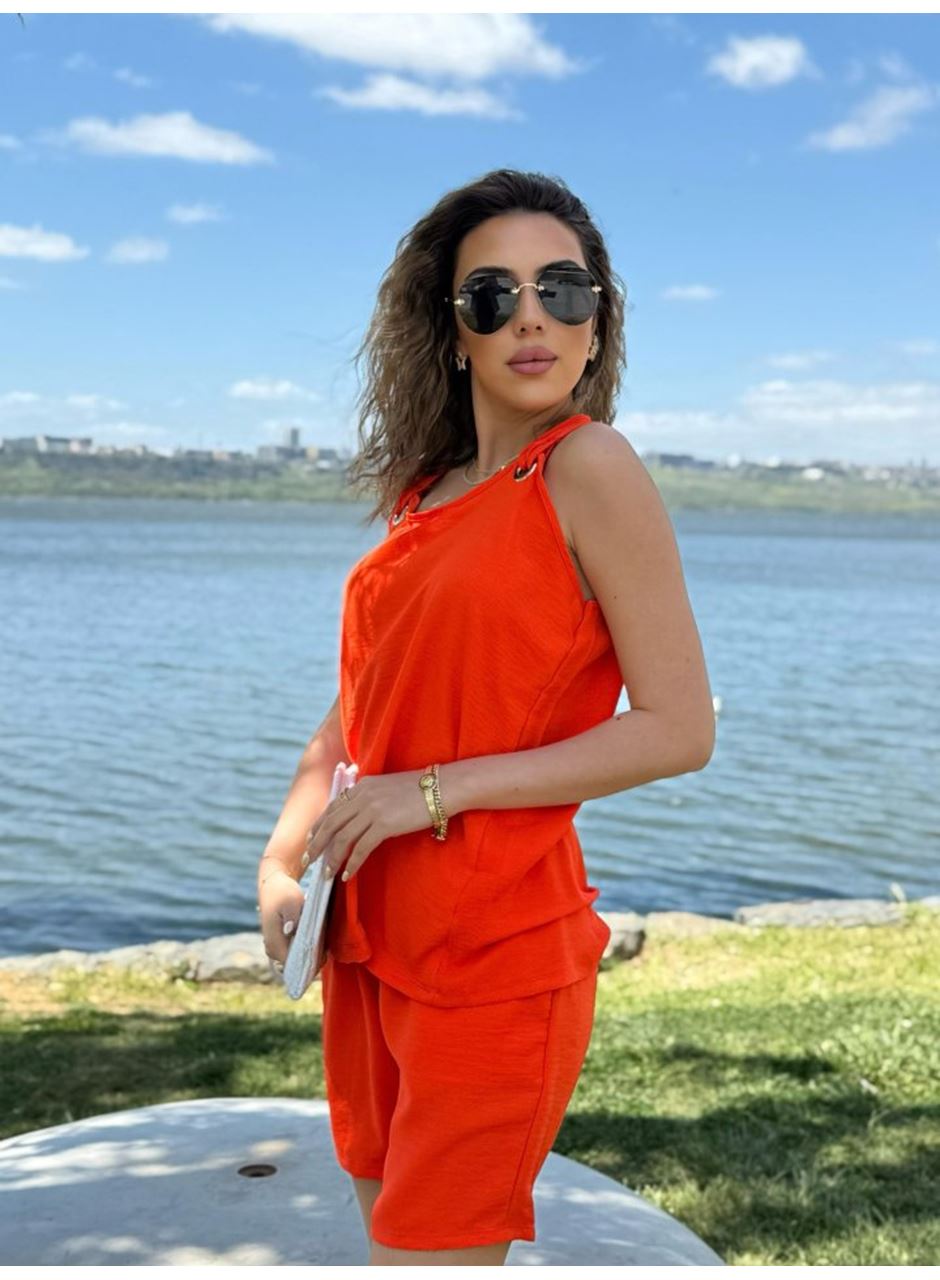 Kadın Kolsuz V Yaka Kuş Gözü Detay Bluz Short Aerobin Ikili Takım