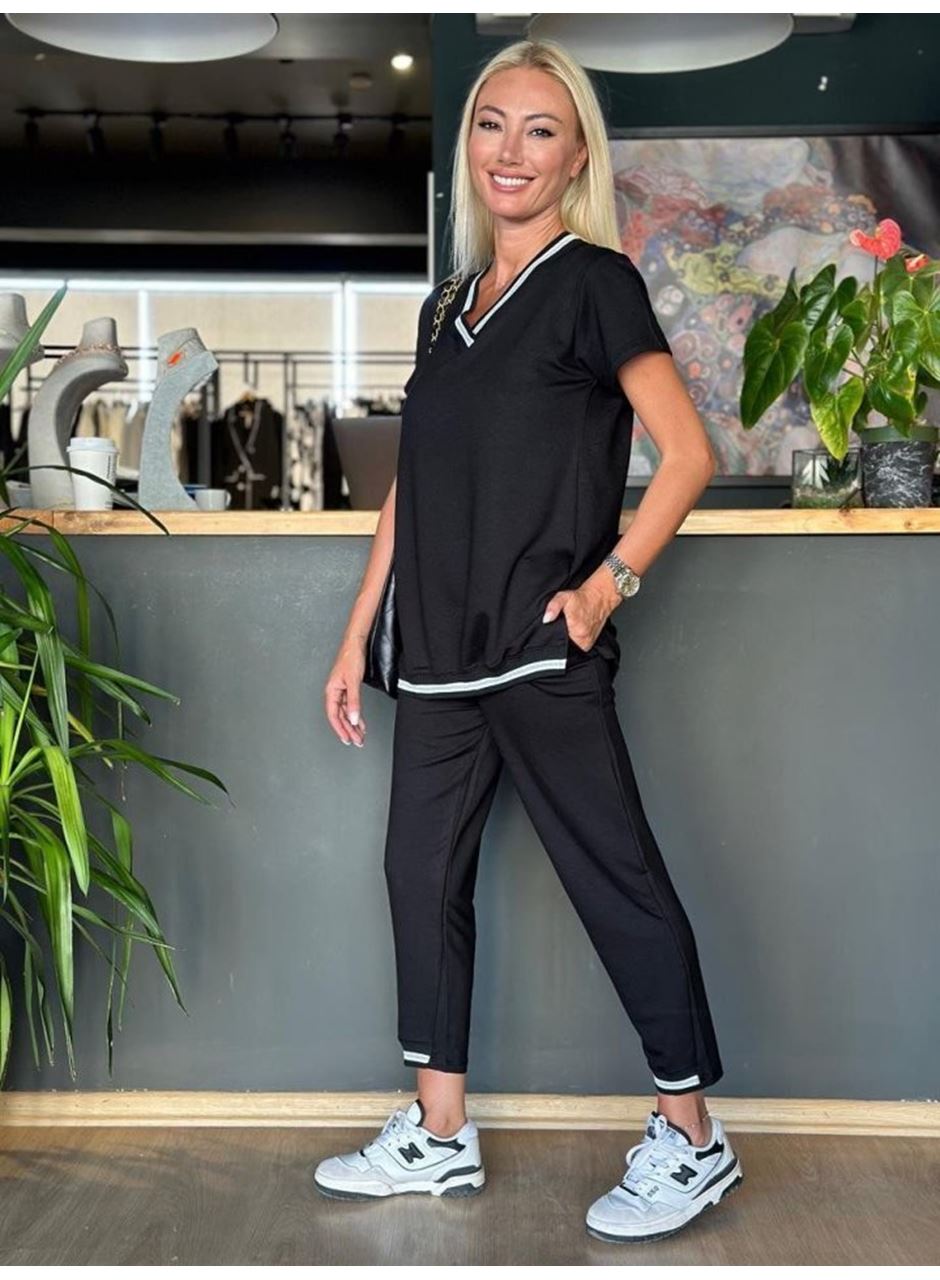 Kadın Kısa Kollu V Yakalı Iki Iplik Bluz Ve Pantolon Ikili Takım