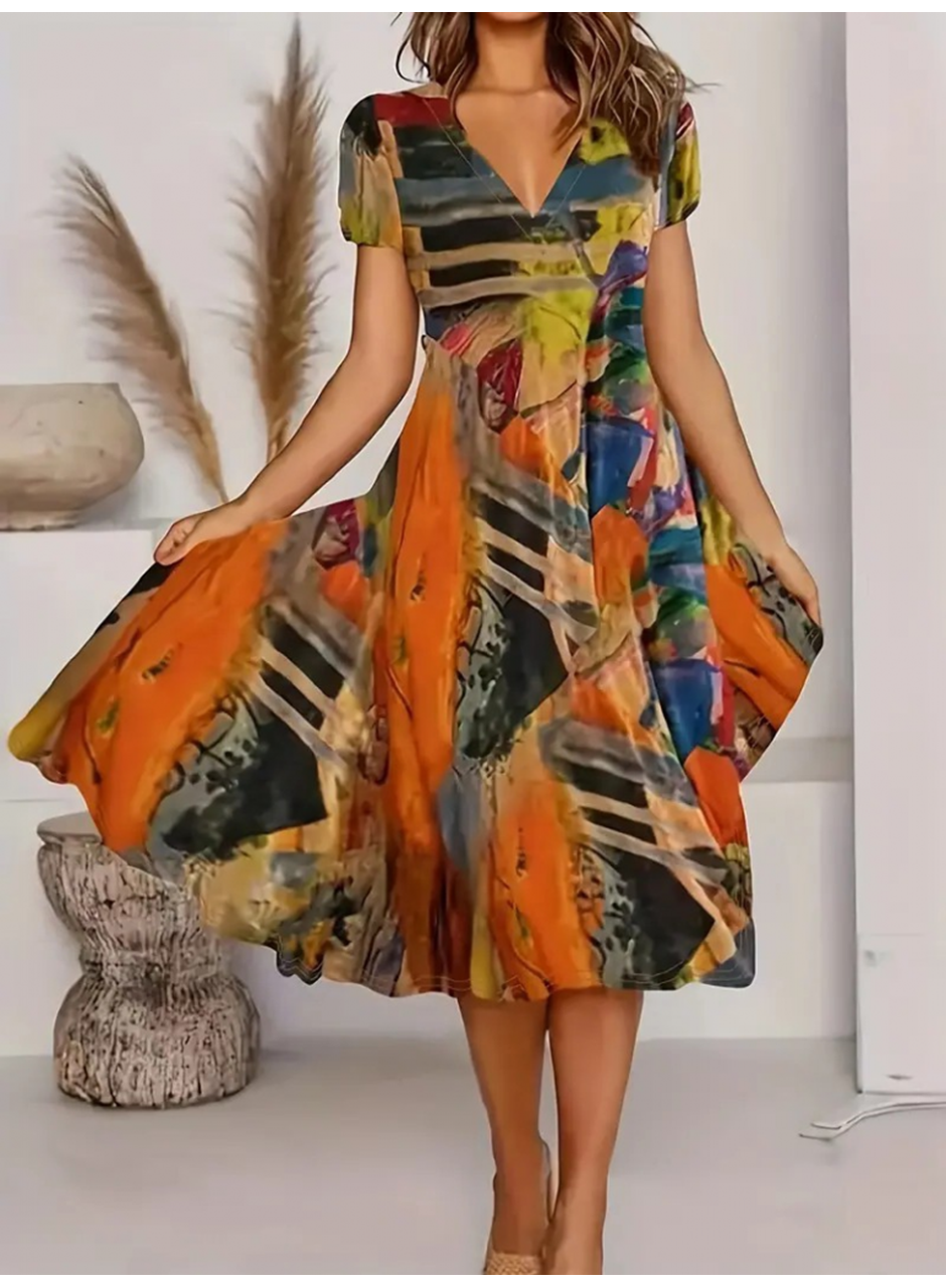 Kadın Kısa Kollu V Yaka Renkli Karışık Desen Kloş Süprem Midi Elbise