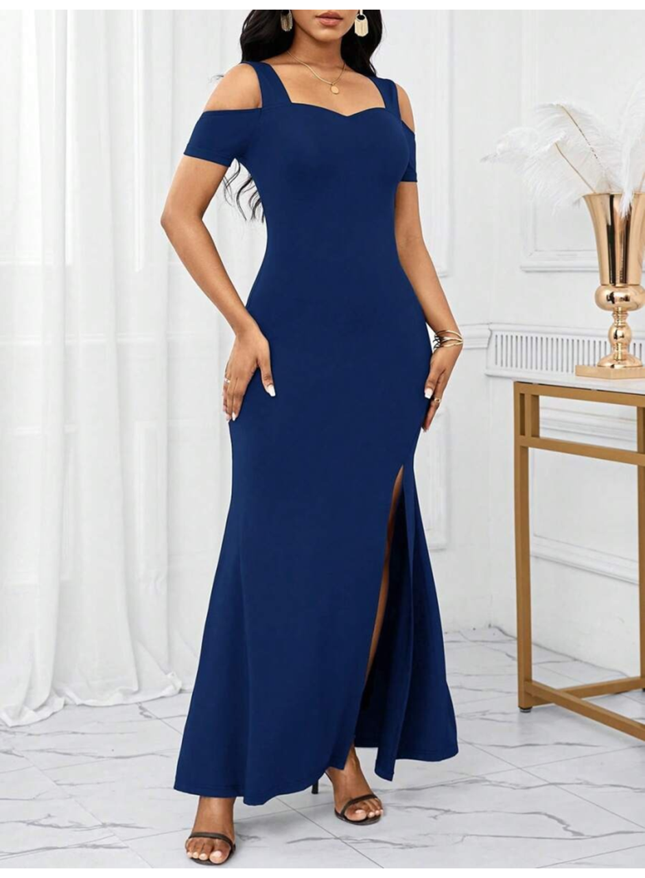 Kadın Omuzlardan Açık Askılı Yırtmaç Detaylı Uzun Ithal Krep Elbise