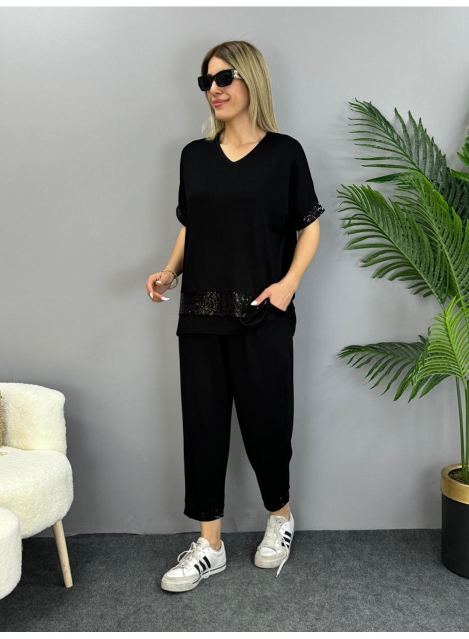 Kadın Kısa Kollu V Yakalı Pul Payetli Viskon Iki Iplik Bluz Ve Pantolon Ikili Takım