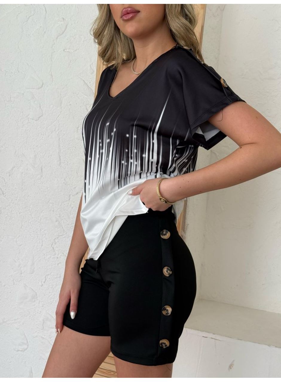 Kadın V Yaka Kısa Kol Kenarları Minik Yırtmaç Detaylı Dalgıç Bluz + Düğme Detaylı Dalgıç şort