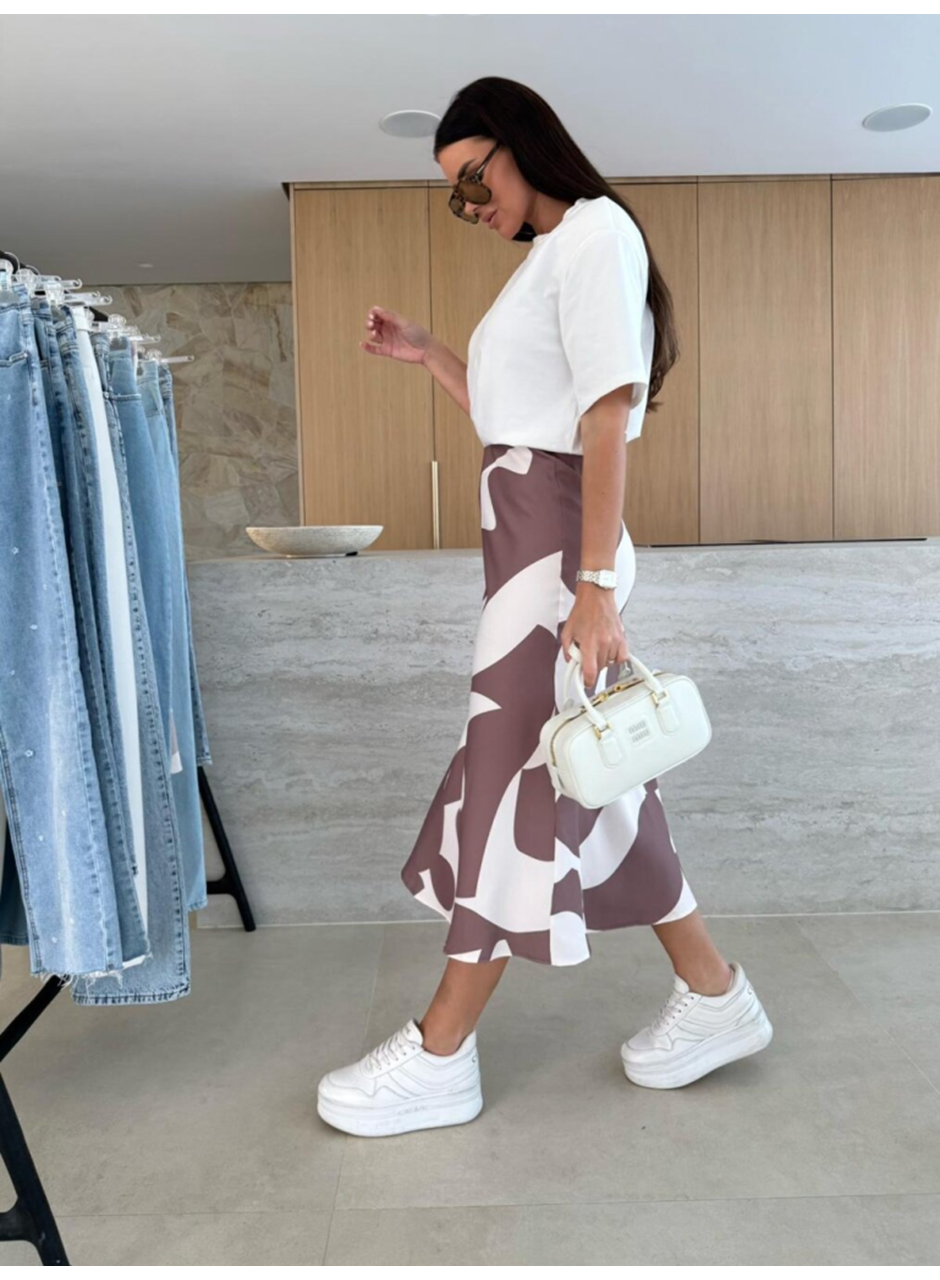 Kadın Kısa Kollu Bisiklet Yaka Viskon Bluz Ve Desenli Süprem Etek Ikili Takım