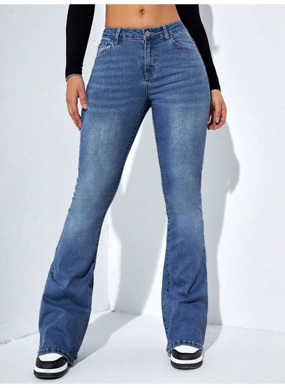 Kadın Yüksek Bel Cepli İspanyol Paçalı Kot Jeans Pantolon