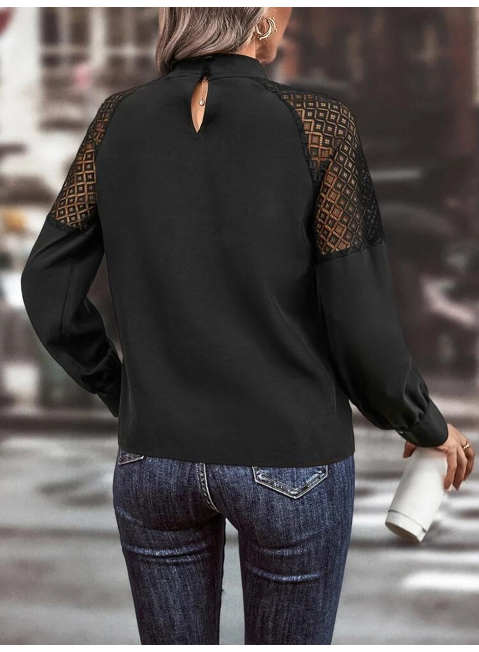 Kadın Uzun Kollu Anahtar Deliği Yaka Reglan Kol Dantel Detaylı Ithal Krep Bluz