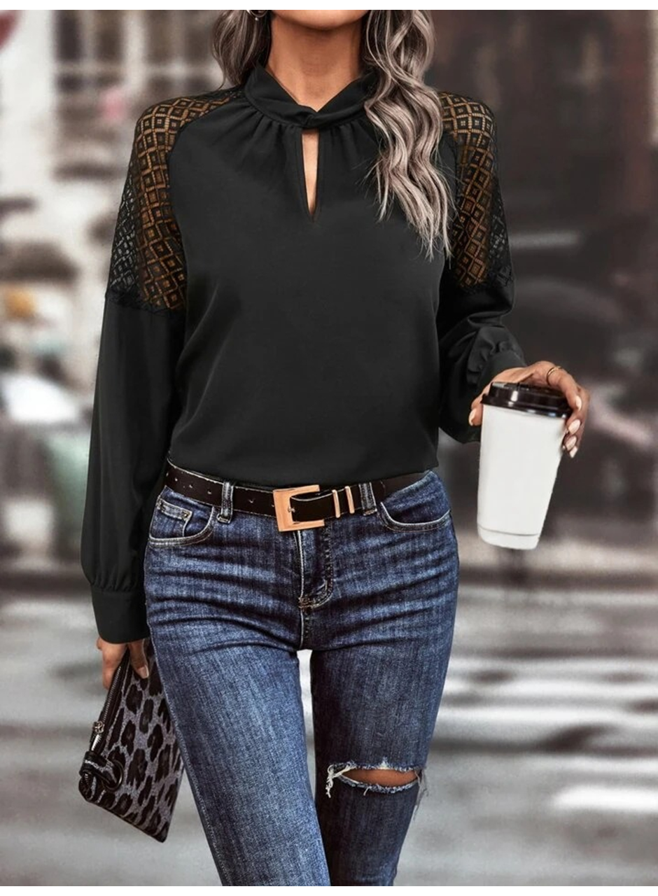 Kadın Uzun Kollu Anahtar Deliği Yaka Reglan Kol Dantel Detaylı Ithal Krep Bluz