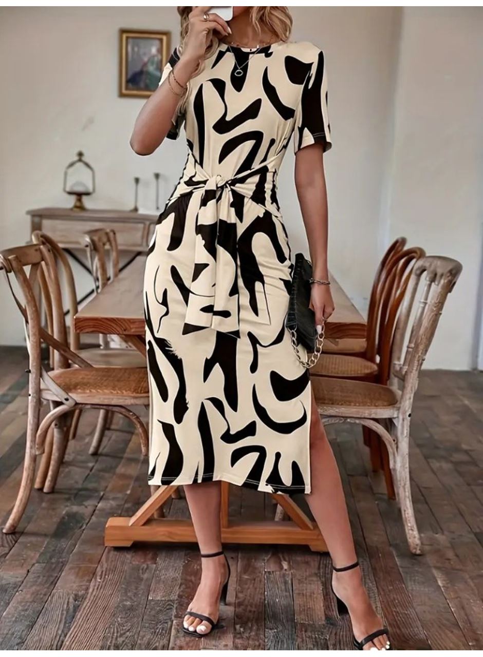 Kadın Kısa Kollu Bisiklet Yaka Desenli Belden Bağlamalı Yandan Yırtmaçlı Süprem Elbise