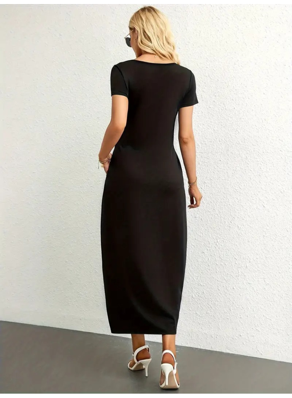 Kadın Kısa Kollu Yakası Yuvarlak Cepli Viskon Elbise
