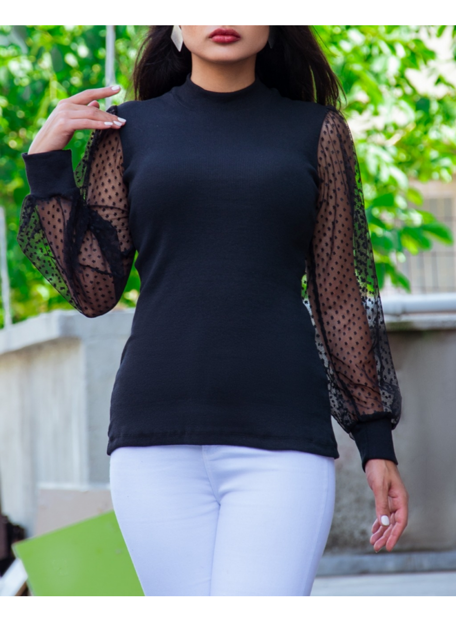 Kadın Siyah Kolu Tül Detaylı Yarım Balıkçı Kaşkorse Bluz