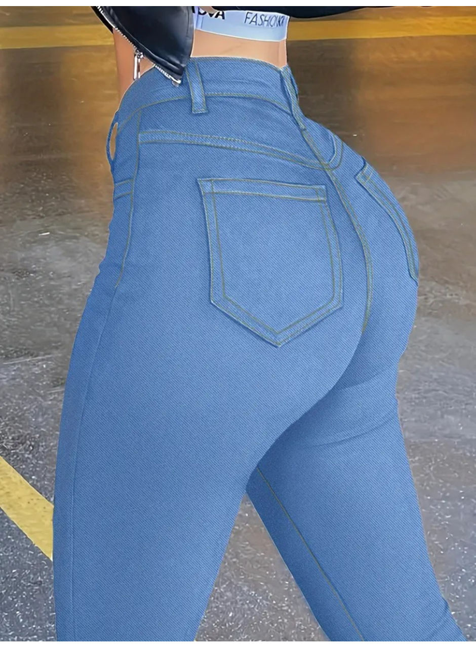 Kadın Yüksek Bel önden Düğmeli Dar Kesim Kot Pantolon