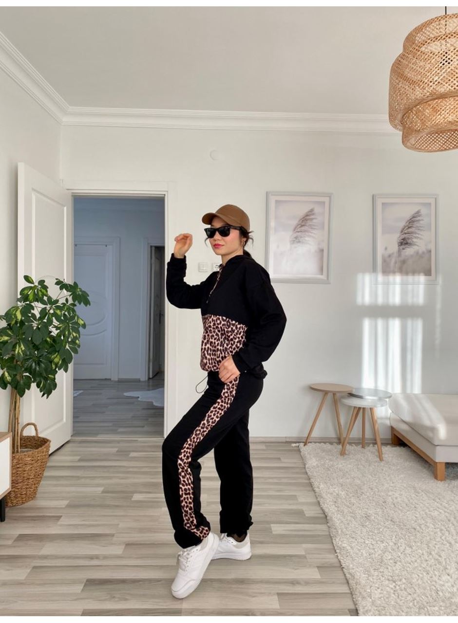 Kadın Uzun Kollu Leopar Detay Sweat Ve Yanı Leopar şerit Detay Pantolon Ikili Takım