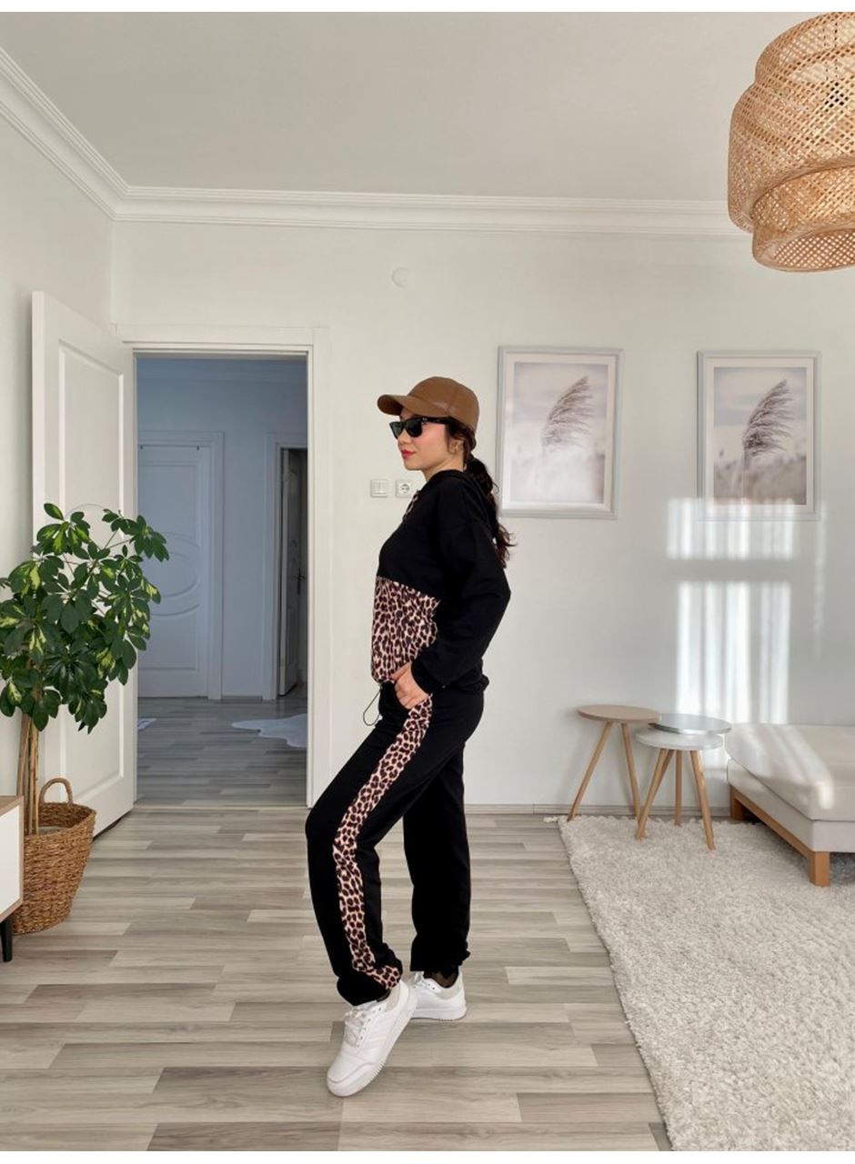 Kadın Uzun Kollu Leopar Detay Sweat Ve Yanı Leopar şerit Detay Pantolon Ikili Takım