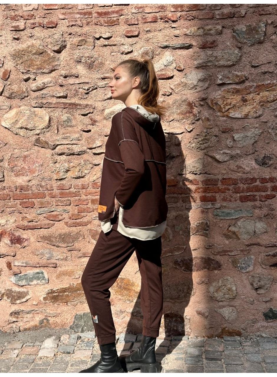 Kadın Kahve Kapşonlu Etek Ucu Detay Arma Ters Dikiş Gorunumlu Ikili Takım