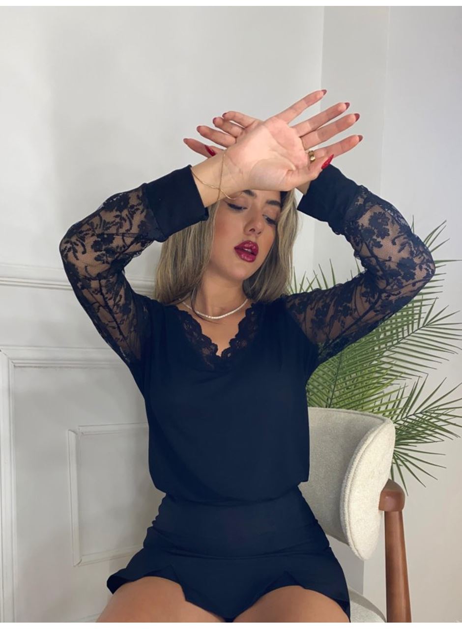 Kadın Uzun Kollu V Yakalı Dantel Detaylı Viskon Bluz