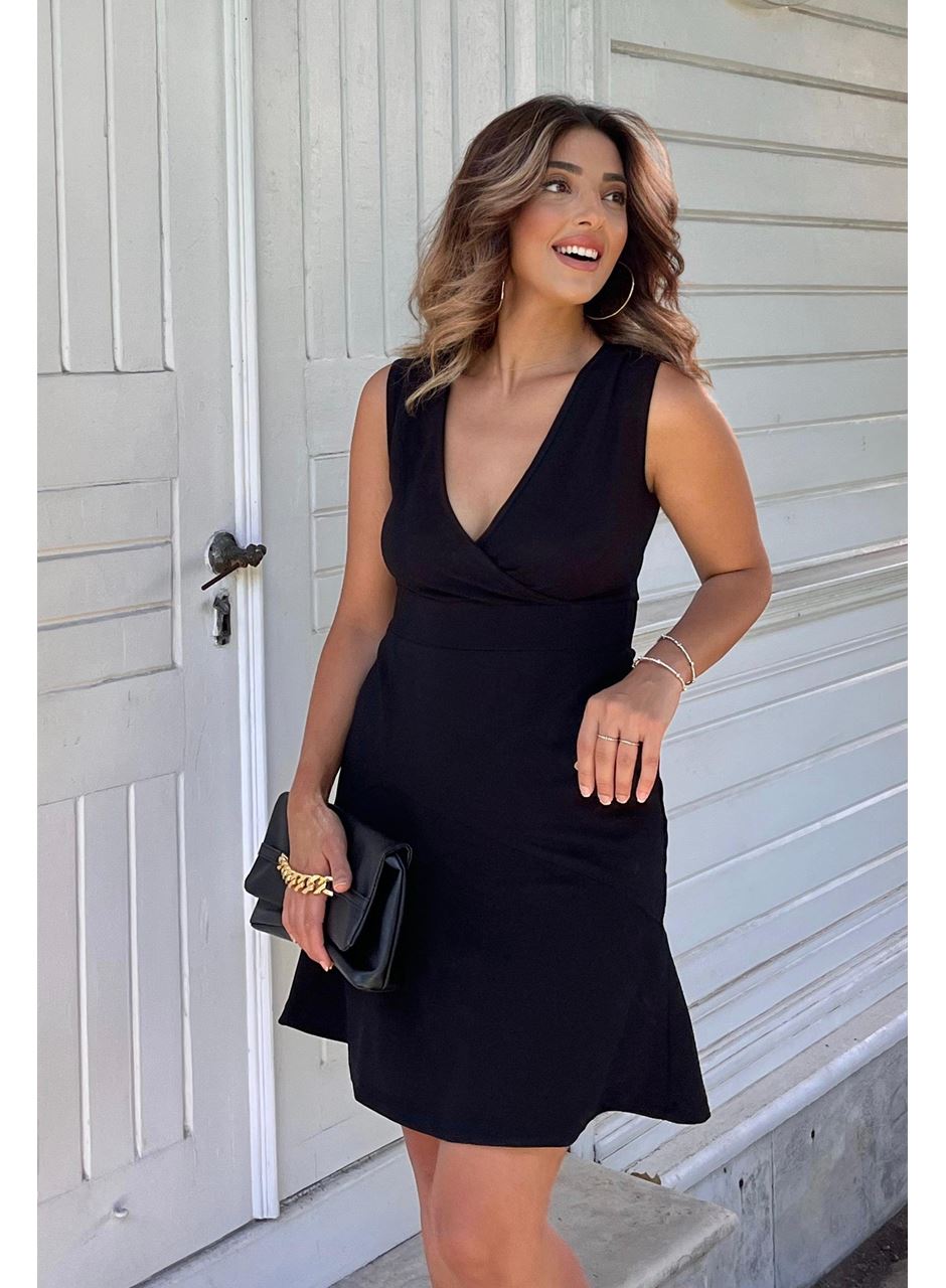 Kadın Kalın Askılı Kruvaze Yaka Eteği Volanlı Krep Elbise