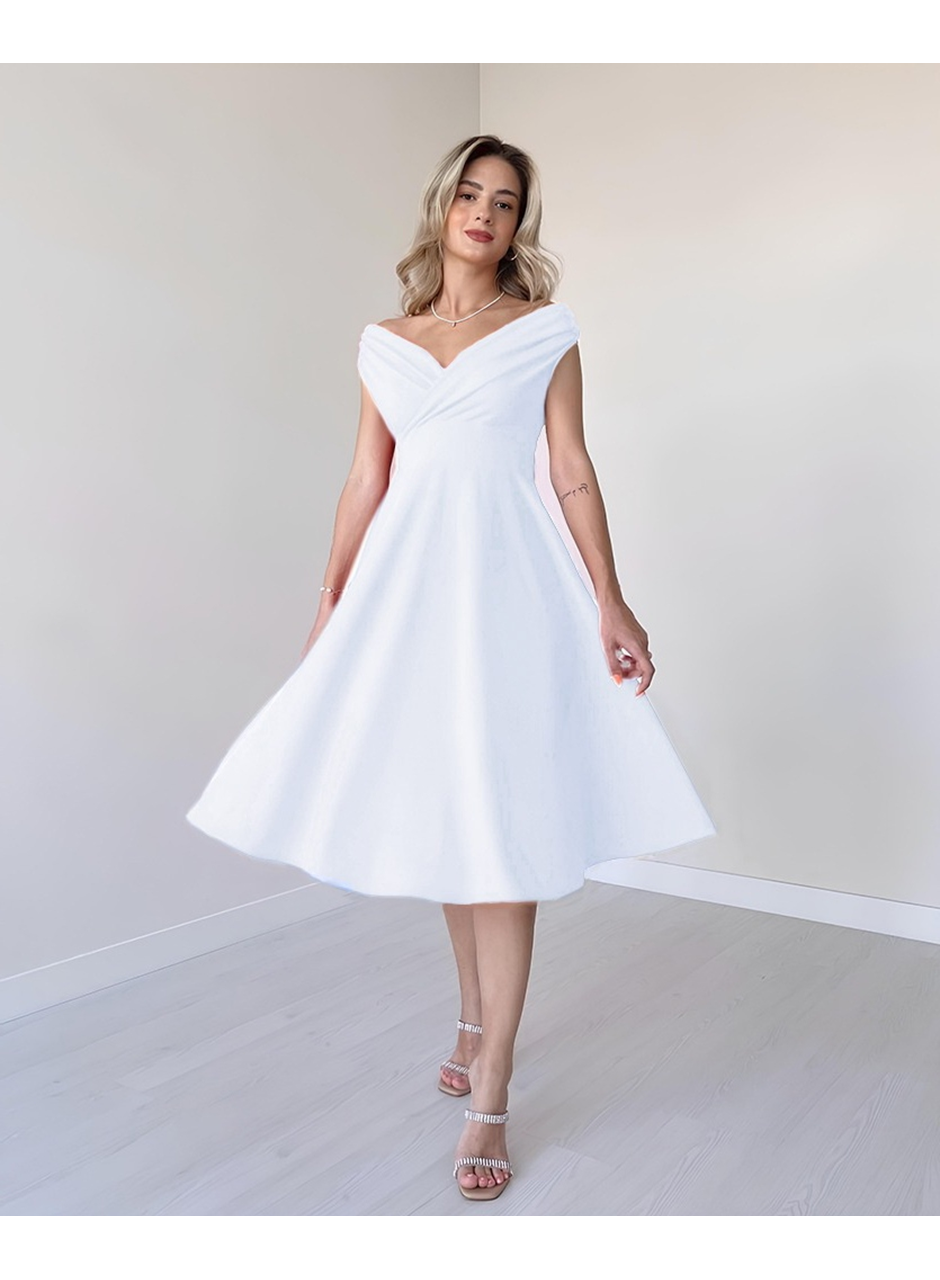 Kadın Kısa Kollu Kruvaze Yaka Eteği Volanlı Krep Elbise