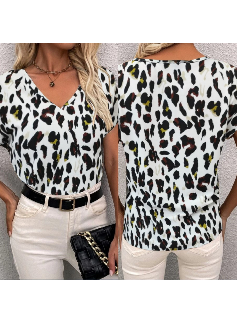 Kadın Kısa Kollu V Yaka Leopar Desen Krep Bluz